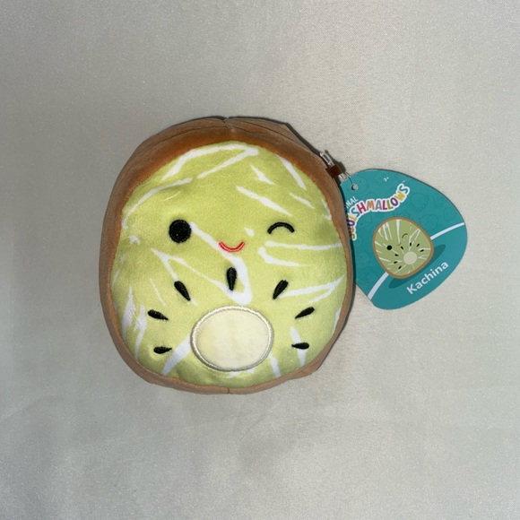 BUNDLE OF 5 SQUISHMALLOWS! - Picture 1 of 5